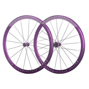 Juego de ruedas de bicicleta de carretera RUJIXU 700C, llanta morada de aleación de aluminio, juego de ruedas de freno de disco de freno en V de 30/40/50MM - Product Image 1
