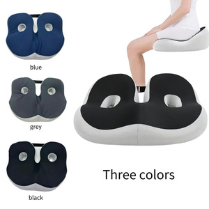 Cojín para hemorroides de espuma viscoelástica en forma de U, transpirable, para recuperación postparto, recuperación de cirugía y protección de la próstata - Product Image 4