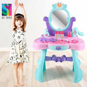 SY enfants <span class=keywords><strong>maquillage</strong></span> ensemble son <span class=keywords><strong>et</strong></span> lumière semblant jouer coiffeuse jouet en plastique pour enfant emballé dans une boîte de couleur - Product Image 2