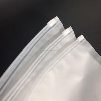 Sac en plastique transparent PE personnalisé avec fermeture éclair pour emballage de perruque, extensions de cheveux, pochette avec logo