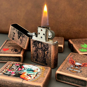 Briquet à huile anti-vent en acier inoxydable avec logo imprimé en couleur rétro artisanal argenté - Product Image 2