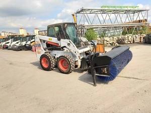 Mini-chargeuse compacte d'<span class=keywords><strong>occasion</strong></span> <span class=keywords><strong>Bobcat</strong></span> S160 de 2 tonnes, chargeuse sur pneus automatique S160 pour neige, travaux de construction, déchets, faible consommation - Product Image 2