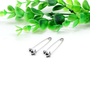 Pendientes de seguridad con forma de ancla, de acero de titanio, para mujeres y hombres, diseño geométrico de moda, origen Guangzhou - Product Image 5