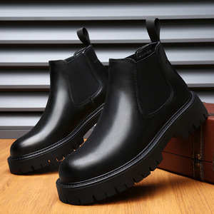 Nouvelles <span class=keywords><strong>bottes</strong></span> <span class=keywords><strong>noires</strong></span> pour hommes 2024 - <span class=keywords><strong>Bottes</strong></span> à la cheville en cuir décontractées et tendance avec semelle épaisse confortable pour un usage quotidien et le travail - Product Image 2