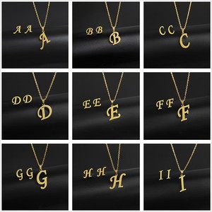 Juego de Collar con Colgante de 26 Letras de Acero Inoxidable, Estilo Europeo Americano, Juego de Joyería con Letras y Aretes para Mujer - Product Image 2
