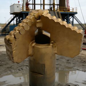 تصنيع المعدات الأصلية ODM 3 أجنحة PDC بت السحب لاستخراج خام المياه عالية القوة الماس الصناعي تصاميم مخصصة الطلبات السائبة - Product Image 6