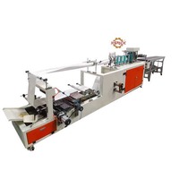 Machine voor het maken van kleverige muizen- en insectenvallen (bijv. muggen, fruitvliegen) met hotmelt lijm.