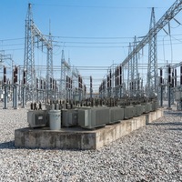 Transformateur de distribution immergé dans l'huile à enroulement en cuivre 11/0,415 kV 630 kVA S13-M pour usage commercial et industriel IEC 60076