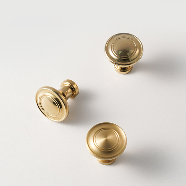 DOOROOM Best-selling Luxury Furniture Handles Antique Brass Cabinet Door Knobs Hotel Cabinet Door Knobs