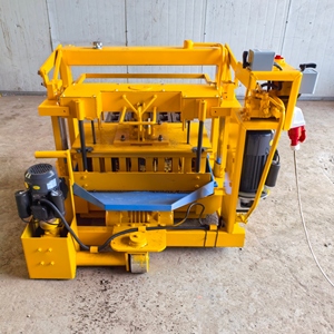 Machine mobile de fabrication de blocs QT40-3A, machine à briques sans palette - Product Image 2