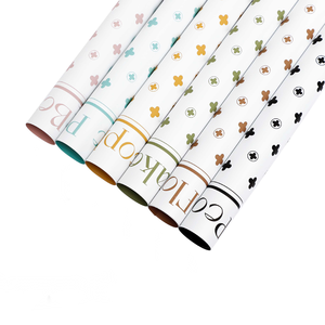 Papel de envoltura de flores de plástico impermeable, 58x58cm, para regalo, Material de envoltura de floristería, novedad de <span class=keywords><strong>2023</strong></span> - Product Image 1