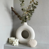 Vase de fleur de donut, anneau rond de luxe, vase d'art nordique, décoration créative en céramique, ensemble de vase en céramique de mariage moderne