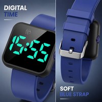 Montre numérique pour enfants avec bracelet en silicone bleu, boîtier carré noir, LED verte, personnalisable avec logo, idéale pour les sacs à dos scolaires - Vente en gros