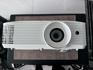 HD39HDR 1080P HDR Projector 4000 Lumens Low Input Lag <b>Gaming</b> and Home Cinema - Product Image 5