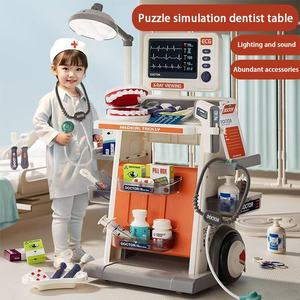 Ensemble de 30 pièces pour enfants : Trousse médicale avec lumière et son, valise portable, chariot de docteur pour jeu d'imitation préscolaire - Product Image 1
