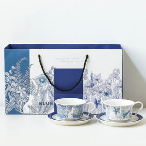 Coffret cadeau tasse en céramique bleu blanc peint à la main de conception moderne coffret <span class=keywords><strong>niche</strong></span> haut de gamme 400ml <span class=keywords><strong>pour</strong></span> fête d'affaires Vintage classique ODM chaud - Product Image 4