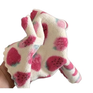 Strawberry Pattern Kitchen Towel 30x30cm <b>Square</b> Absorbent For General Use - Product Image 4