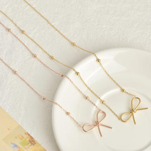 Collar de cadena de acero y titanio para mujer y niña, cadena de clavícula de acero inoxidable con bola dorada - Product Image 2