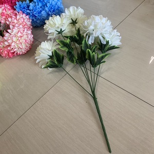 <span class=keywords><strong>Fleurs</strong></span> artificielles en soie fantaisie faites à la main, chrysanthèmes à 7 têtes, idéales pour cimetière, funérailles, Journée commémorative, Fête des Mères, Nouvel An - Product Image 4