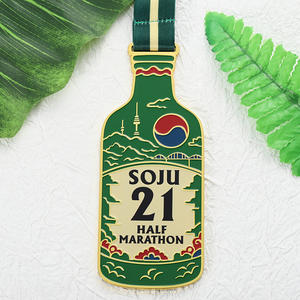 Medalla Personalizada de Aleación de Zinc Metálica con Esmalte Chapado en Oro con Forma de Botella de Soju, Medallas de Carrera de Maratón Completa de 42 km para Recuerdo - Product Image 4