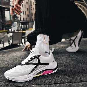 Baskets de tennis et de fitness unisexes pour hommes et femmes, chaussures de marche et de course antidérapantes avec tige en maille respirante pour l'été et le printemps - Product Image 4