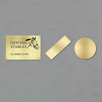 Plaque en laiton doré personnalisée avec logo, idéale pour cadeaux d'affaires, trophées et accessoires de récompense – Vente en gros à prix avantageux