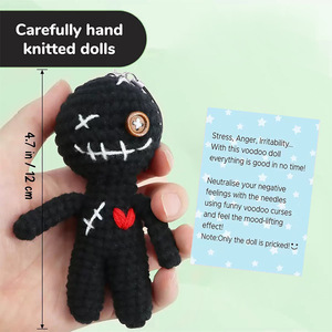 Venta al por mayor: Novedades <span class=keywords><strong>de</strong></span> Halloween 2026 - Muñecos <span class=keywords><strong>Amigurumi</strong></span> <span class=keywords><strong>de</strong></span> ganchillo hechos a mano para apoyo emocional, con etiquetas positivas decorativas. - Product Image 3