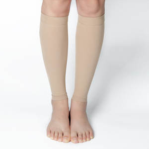 20-30mmHg Nude Medical Graduated Polyamide Elatane Compression Calf Chaussettes pour Infirmières Jambes - Product Image 2