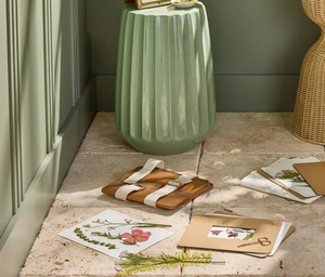 <strong>Flower</strong> <strong>Press</strong> Craft Activity <strong>Kit</strong> - Product Image 2