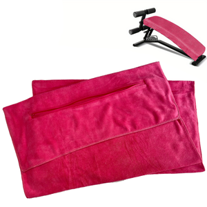 Toalla Deportiva de Secado Rápido y Absorbente de Sudor con Bolsillo Seguro para Teléfono - Product Image 2