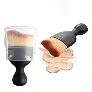Pinceau à fond de teint à manche noir avec logo personnalisé, pinceau de maquillage courbé en forme de vague avec boîte en plastique - Product Image 1
