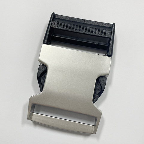 Wholesale 20-40MM Inner Size Zinc Alloy Safety Silver Quick Release Adjustable Buckle for Belt + Plastic Black Part