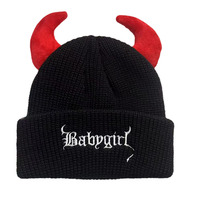 Bonnet tricoté personnalisé avec cornes de diable amusantes, rouge, fantaisie, pour Halloween, hiver, chaud, pour fêtes en extérieur, cosplay, pour hommes et femmes