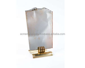 Espejo de tocador con marco de metal de patas cruzadas y acabado recubierto de color perfecto para Accesorios de escritorio de maquillaje glamorosos - Product Image 6