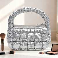 Pochette matelassée pastel en forme de nuage pour femme, sac à main mini en forme de croissant pour soirée, mariage, cadeau de demoiselle d'honneur