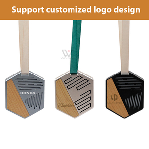Désodorisant de voiture en métal avec logo personnalisé, désodorisant suspendu de qualité supérieure, rafraîchisseur d'air personnalisé - Product Image 1