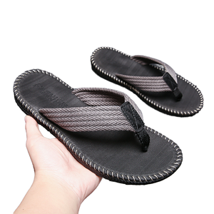 Erkek Yüksek Kaliteli EVA Rahat Parmak Arası Terlik Yazlık Plaj Sandaleti Kaymaz Özellikli PVC Kauçuk Dış Mekan Üst Tabanlı Terlik - Product Image 3