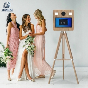 Prix d'usine – Cabine photo tout-en-un en bois avec éclairage automatique DNP <span class=keywords><strong>QW410</strong></span> pour mariages et fêtes - Product Image 1