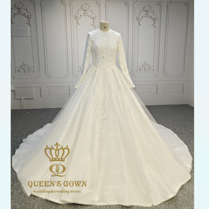 <span class=keywords><strong>Abito</strong></span> da Sposa QUEENS GOWN Moderno a Maniche Lunghe <span class=keywords><strong>con</strong></span> Vita Basca Collo Alto <span class=keywords><strong>Gonna</strong></span> <span class=keywords><strong>in</strong></span> <span class=keywords><strong>Tulle</strong></span> Brillante <span class=keywords><strong>con</strong></span> Glitter - Product Image 1