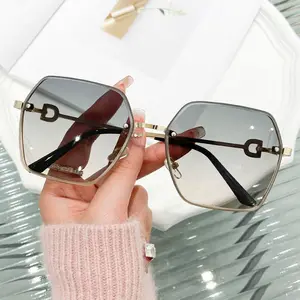 2024 new fashion women rimless cut edge UV400 sunglasses manufacturers spot supply sunglasses