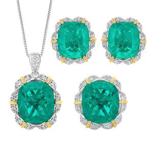 Parure de bijoux de luxe en émeraude taille coussin, plaqué or 18 carats bicolore, avec halo de zircon cubique, comprenant collier pendentif, boucles d'oreilles et bague pour femme - Product Image 1