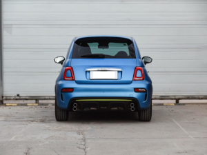 Kit Carrozzeria con Spoiler Nero Lucido e Terminali di Scarico Argento per Fiat 500 Stile Abarth 2011-2024 - Product Image 5
