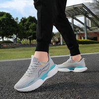 Fabricant en gros OEM marques New Daily Light Weight Sneakers Sport Fashion Chaussures de course respirantes