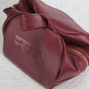 New Design Pu Leather <b>Makeup</b> Pouch Luxury Custom Logo Printed Waterproof Travel Leather Handle Cosmetic <b>Bag</b> - Product Image 3