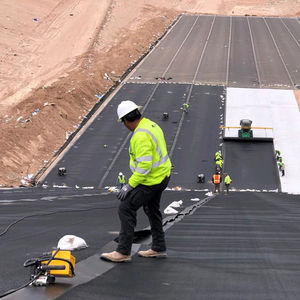 1มม. 2มม. Lldpe HDPE Geomembrane สำหรับการบำบัดน้ำเสียจากการเกษตรที่กั้นรากชา/เหมือง/บ่อเลี้ยง - Product Image 4