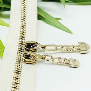 Hengda Custom Logo Handmade Metal Zip Puller 5# <strong>Gold</strong> Zinc Alloy Zipper <strong>Slider</strong> for Handbags Zip Pulle for Bag - Product Image 3
