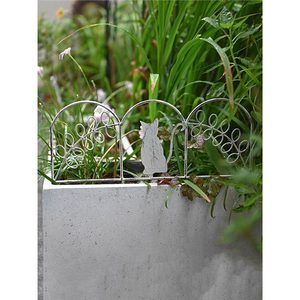 Clôture pour chat en fer forgé de style japonais avec motif de vigne fleurie, finition antique blanc cassé, décoration de jardin pour cour et balcon - Product Image 5