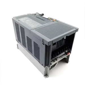 Servoaccionamiento de Automatización Industrial Serie J4, MR-J4-700A, Servoaccionamiento CNC PLC - Product Image 1