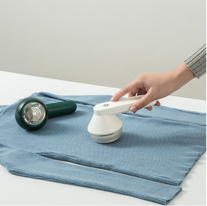 Removedor de Pelusas Portátil Recargable al por Mayor, Afeitadora de Suéteres, Removedor de Pelusas para Ropa y Muebles - Product Image 3