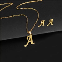 Conjunto de Joyería Personalizado con Colgante y Pendientes de Acero Inoxidable Electrochapado con 26 Letras del Alfabeto, Unisex, Color Duradero